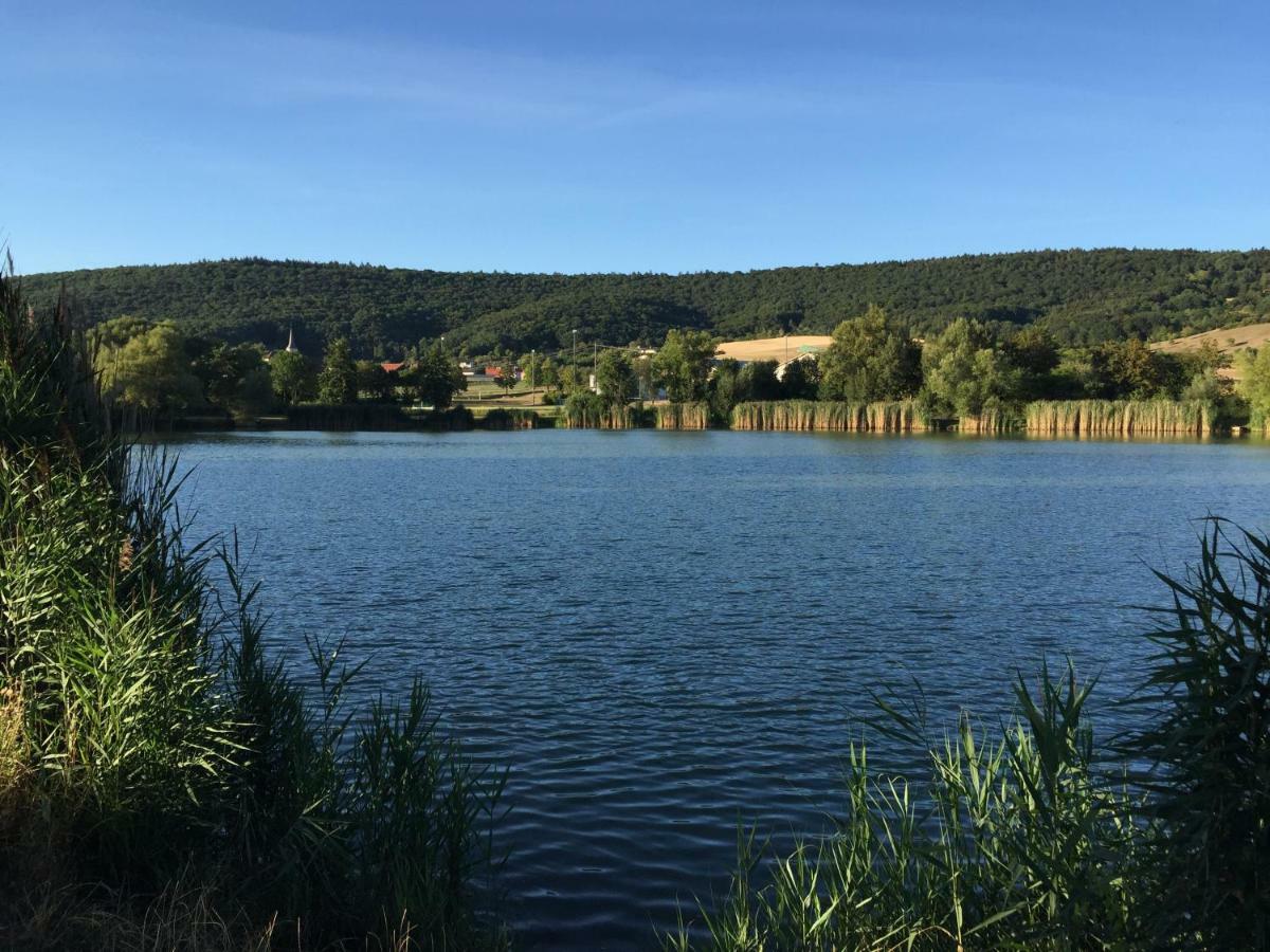 Ferienhaus Hassgautor Aidhausen ภายนอก รูปภาพ